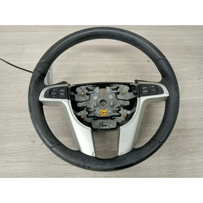 HOLDEN COMMODORE STEERING WHEEL LEATHER, VE, 08/06-05/13 2010