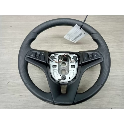 HOLDEN CRUZE STEERING WHEEL VINYL, JH, 03/11-01/17 2011