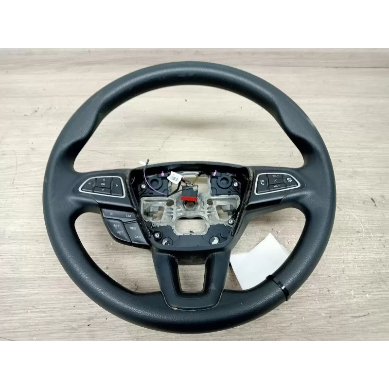 FORD FOCUS STEERING WHEEL VINYL, LZ, 07/15-11/18 2015