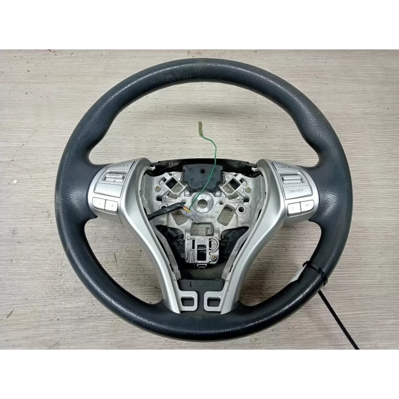 NISSAN NAVARA STEERING WHEEL NP300, VINYL, NON MENU/RETURN BUTTON TYPE, 04/15-11