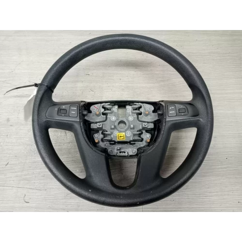 HOLDEN COMMODORE STEERING WHEEL VE, VINYL, 08/06-05/13 2009