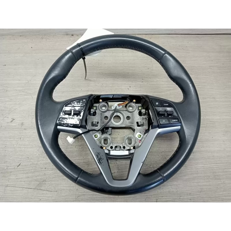 HYUNDAI TUCSON STEERING WHEEL LEATHER, TL, W/CRUISE CONTROL, NON PHONE CONTROL T