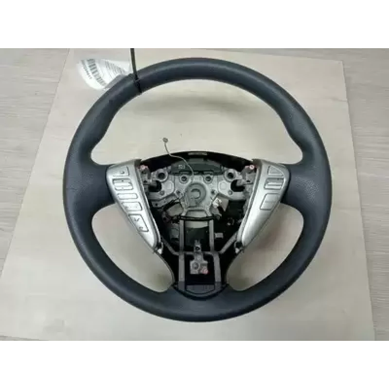 NISSAN PULSAR STEERING WHEEL VINYL, B17/C12, 12/12-12/17 2016