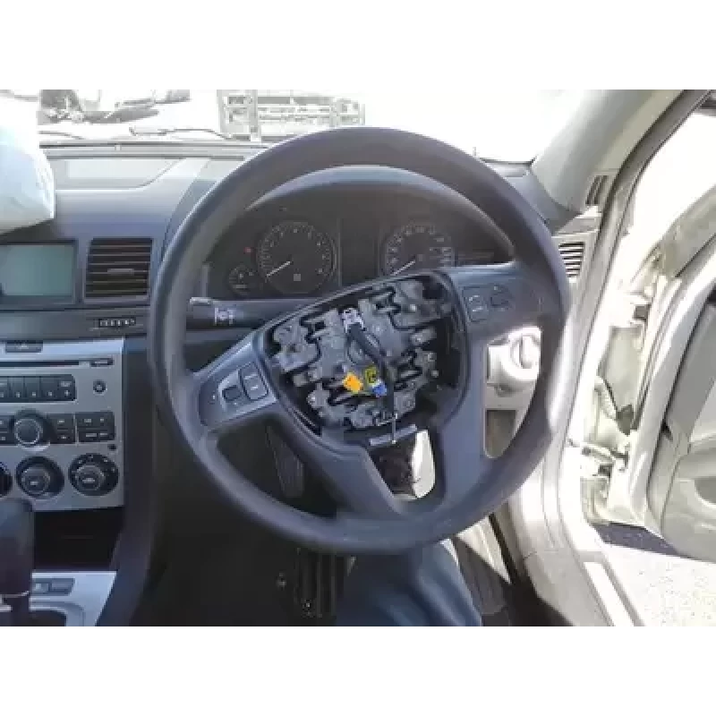 HOLDEN COMMODORE STEERING WHEEL VINYL, BLACK SPOKE TYPE, VE, 08/06-08/09 2009