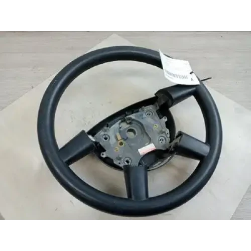 HOLDEN COMMODORE STEERING WHEEL VINYL, VZ, 08/04-09/07 2006