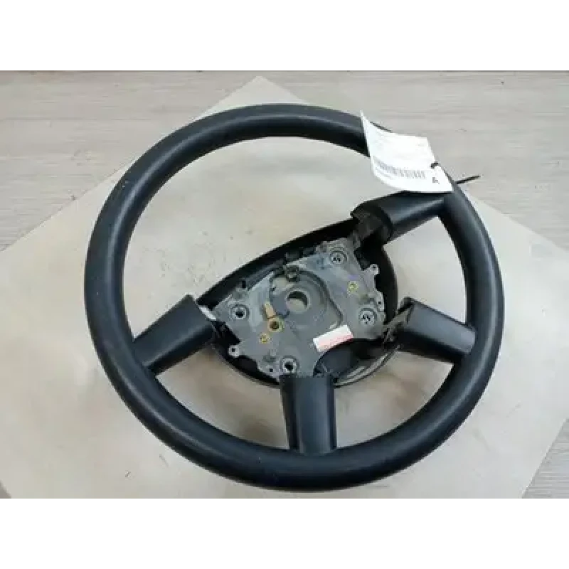 HOLDEN COMMODORE STEERING WHEEL VINYL, VZ, 08/04-09/07 2006