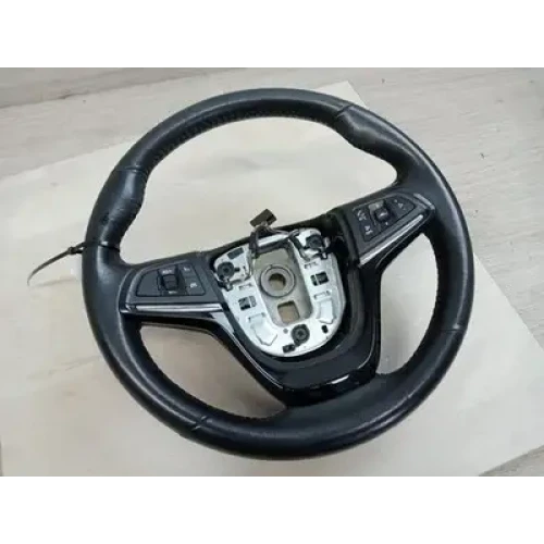 HOLDEN COMMODORE STEERING WHEEL LEATHER, VF, 5/13-12/17 2016
