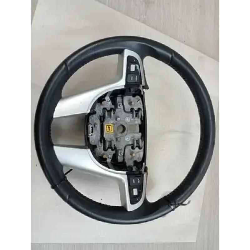 HOLDEN COMMODORE STEERING WHEEL LEATHER, SILVER SPOKE TYPE, VE, 09/09-05/13 2012