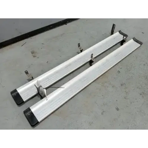 ISUZU DMAX SIDE STEP/SKIRT PAIR, RC, 06/12-06/20 2016