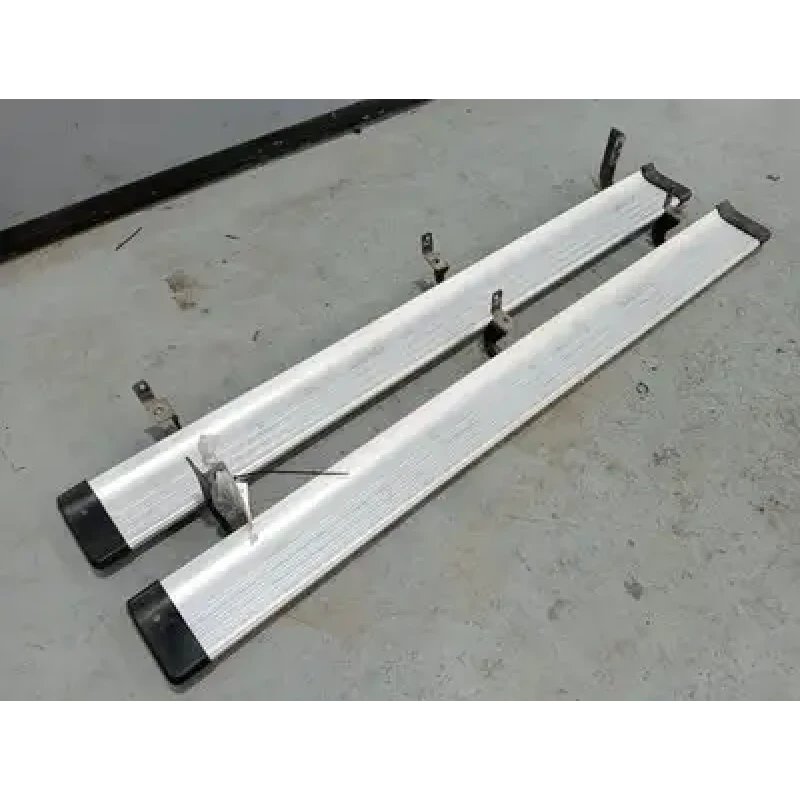 ISUZU DMAX SIDE STEP/SKIRT PAIR, RC, 06/12-06/20 2016
