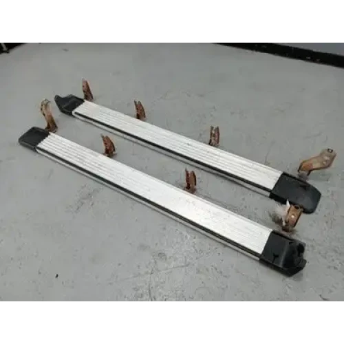 TOYOTA LANDCRUISER SIDE STEP/SKIRT 100 SERIES, ASSY (LH AND RH), 01/98-10/07 200 TOYOTA LANDCRUISER SIDE STEP/SKIRT 100 SERIES, ASSY (LH AND RH), 01/98-10/07 200