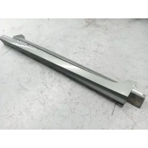 HOLDEN COMMODORE SIDE STEP/SKIRT VE-VF, ASSY (LH AND RH), SEDAN/WAGON, SV6/SS/SS HOLDEN COMMODORE SIDE STEP/SKIRT VE-VF, ASSY (LH AND RH), SEDAN/WAGON, SV6/SS/SS