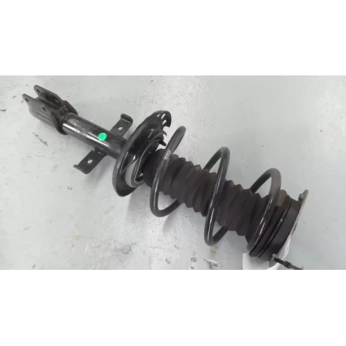 RENAULT CAPTUR LEFT FRONT STRUT J87, 08/14-12/19 2015