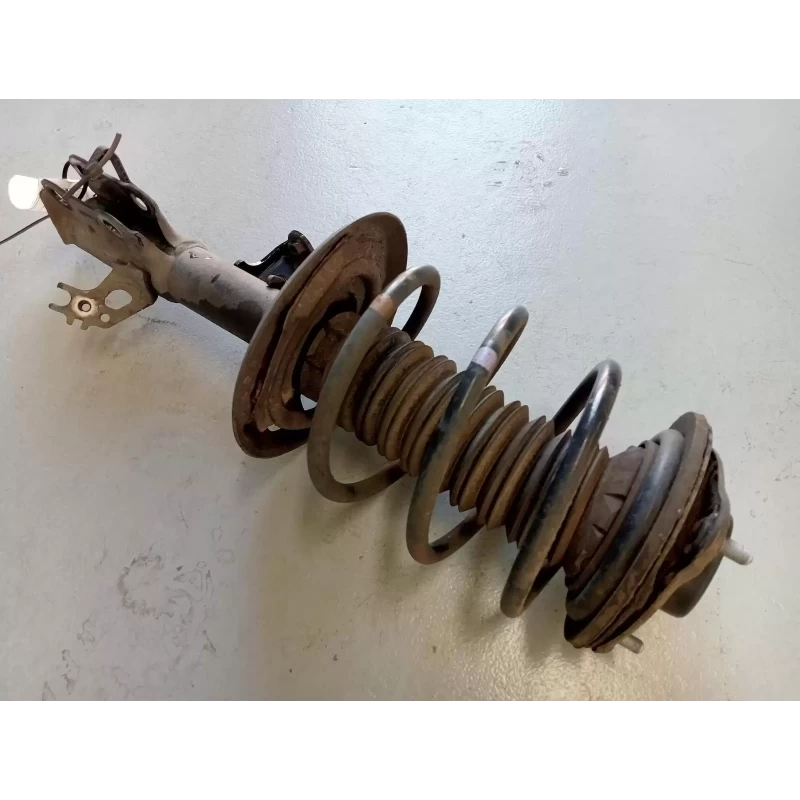 TOYOTA CAMRY RIGHT FRONT STRUT XV70, HYBRID TYPE, 09/17- 2019