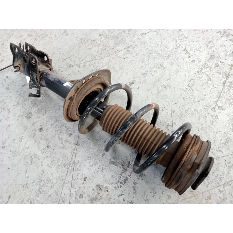 NISSAN XTRAIL RIGHT FRONT STRUT T31, DIESEL/PETROL, 10/07-12/13 2010