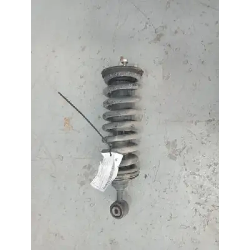 NISSAN NAVARA RIGHT FRONT STRUT D40, 4WD, 3.0, DIESEL, 05/10-08/15 2014
