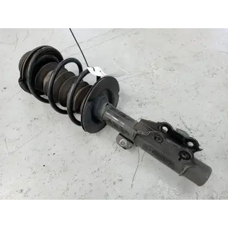 HOLDEN COMMODORE LEFT FRONT STRUT VF, EVOKE/CALAIS, 05/13-12/17 2013 HOLDEN COMMODORE LEFT FRONT STRUT VF, EVOKE/CALAIS, 05/13-12/17 2013