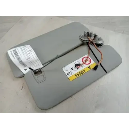 HOLDEN ASTRA SUN VISOR BK-BL, PAIR, W/ LIGHT, 09/16-12/20 2018 HOLDEN ASTRA SUN VISOR BK-BL, PAIR, W/ LIGHT, 09/16-12/20 2018