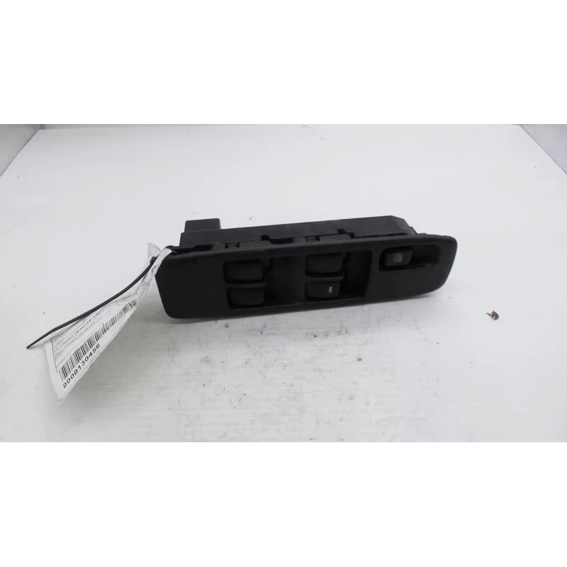 MITSUBISHI PAJERO POWER WINDOW SWITCH RH FRONT (MASTER SWITCH), NM, 05/00-10/02