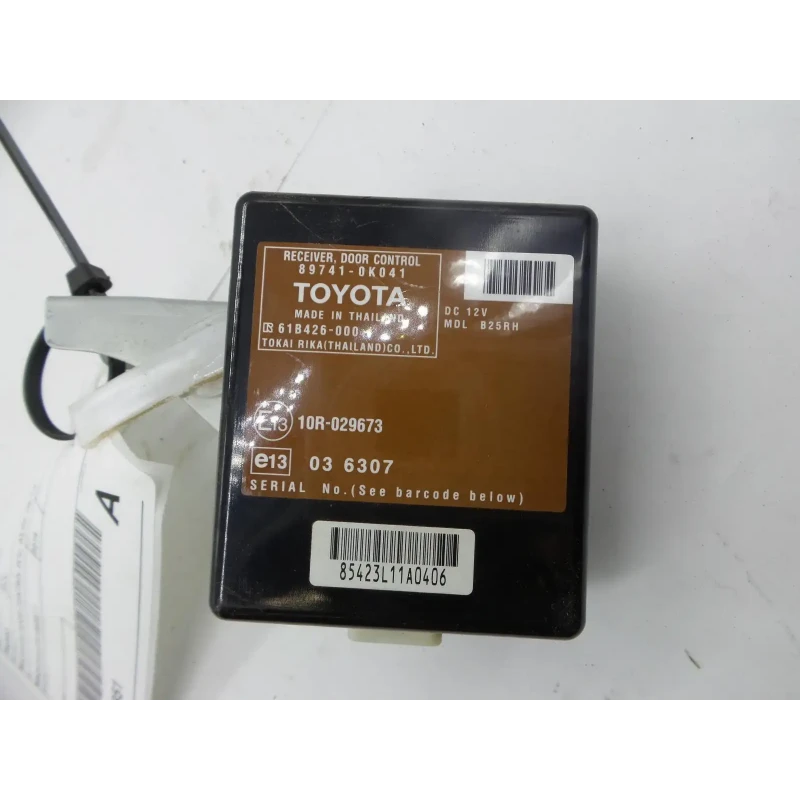 TOYOTA HILUX MISC SWITCH/RELAY DOOR CONTROL RECEIVER, P/N 89741-0K041, 02/05-08/