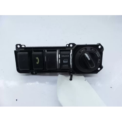 NISSAN NAVARA MISC SWITCH/RELAY D40, 4WD, SWITCH IN DASH TYPE, 09/05-08/15 05 06