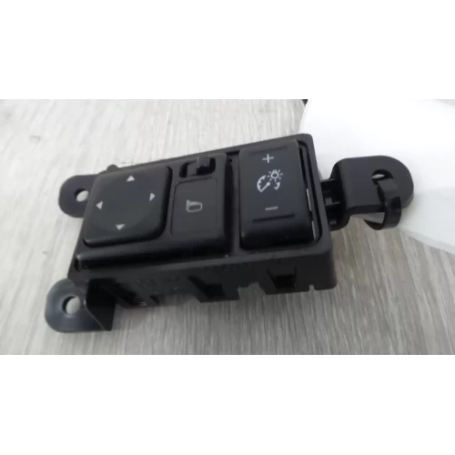 NISSAN PULSAR MISC SWITCH/RELAY B17 02/13-12/17 13 14 15 16 17