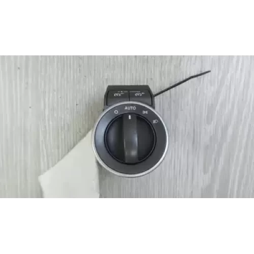HOLDEN COMMODORE COMBINATION SWITCH HEADLAMP SWITCH, VE, GREY (P/N 92201132), NO