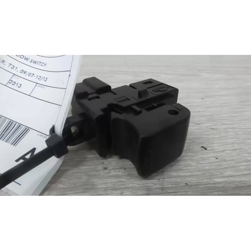 NISSAN XTRAIL POWER WINDOW SWITCH LH FRONT/LH REAR/RH REAR, T31, 09/07-12/13 201