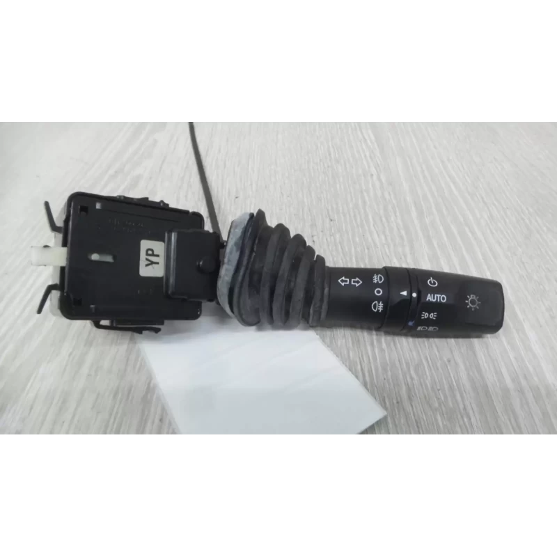 HOLDEN CAPTIVA COMBINATION SWITCH FLASHER SWITCH, CG, 09/06-02/11 2010