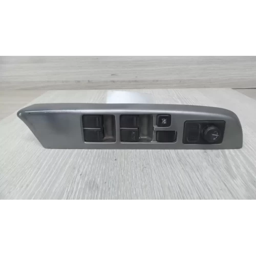 NISSAN NAVARA POWER WINDOW SWITCH D22, RH FRONT (MASTER SWITCH), 4DR TYPE, NON C