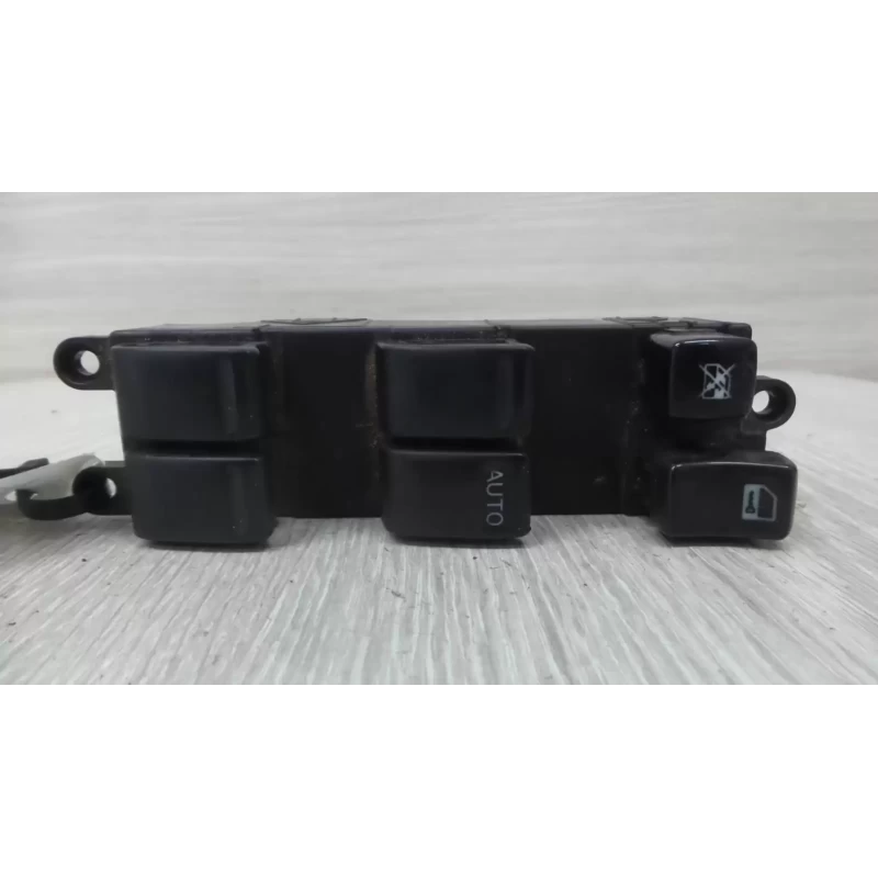 NISSAN PATROL POWER WINDOW SWITCH RH FRONT (MASTER SWITCH), WAGON, TWO PLUG TYPE