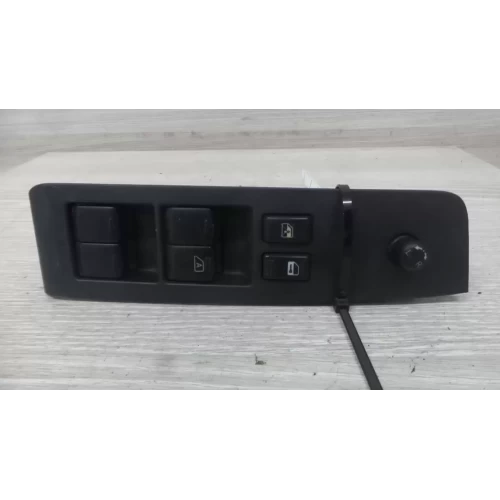 NISSAN XTRAIL POWER WINDOW SWITCH RH FRONT (MASTER SWITCH), T31, 09/07-12/13 201