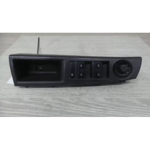 HOLDEN CRUZE POWER WINDOW SWITCH RH FRONT (MASTER SWITCH), JH, 03/11-01/17 2013