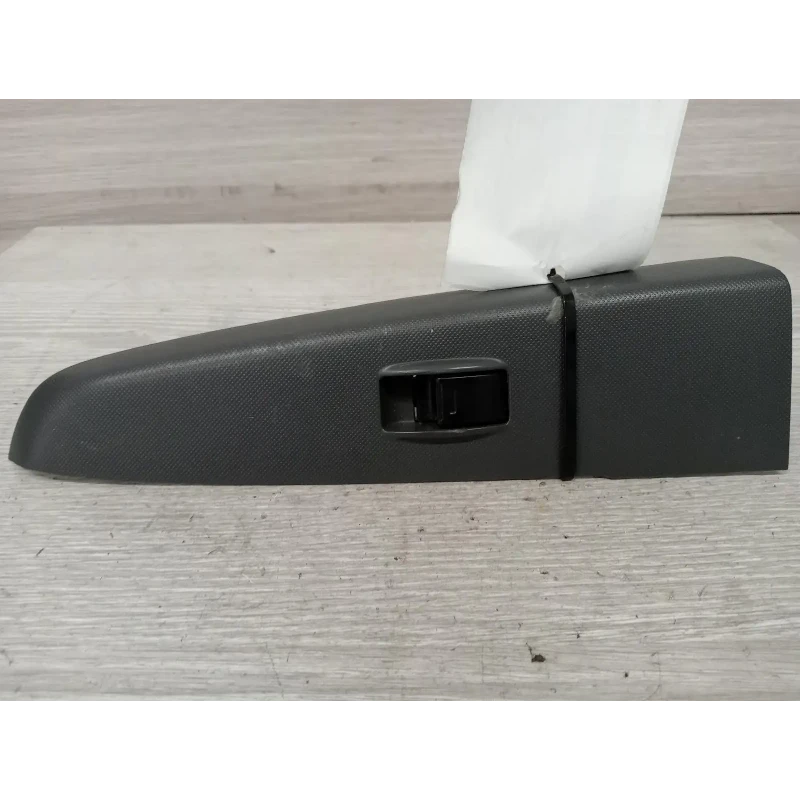 TOYOTA HILUX POWER WINDOW SWITCH LH FRONT, 02/05-08/15 2015