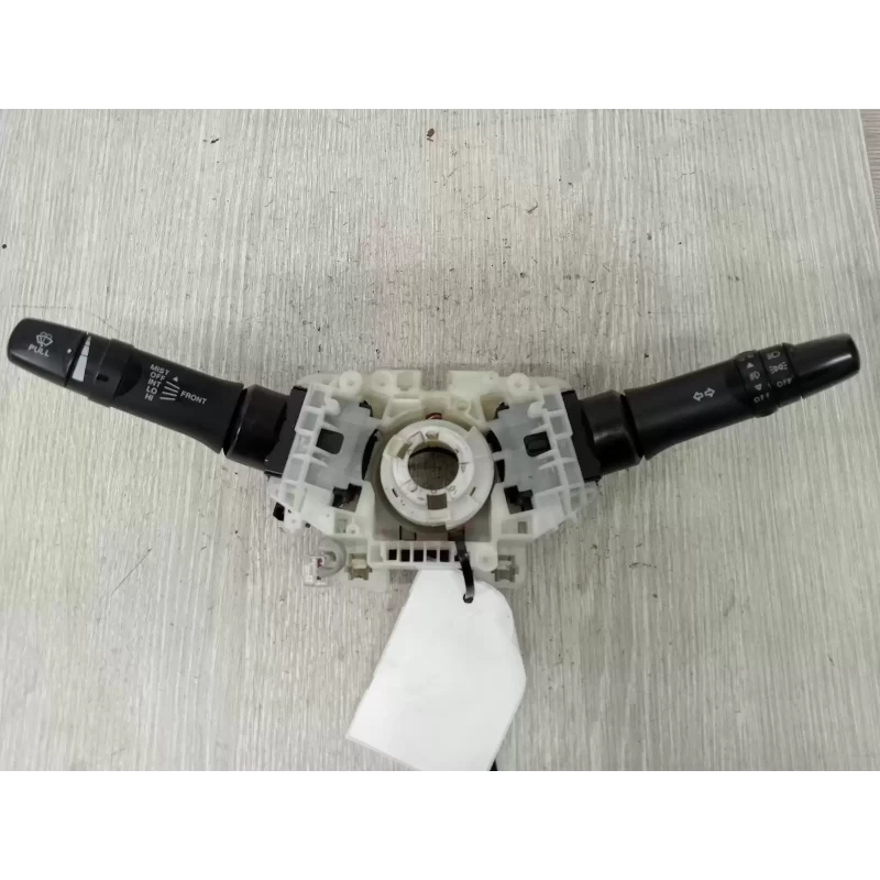 MITSUBISHI TRITON COMBINATION SWITCH COMBINATION SWITCH ASSY (FLASHER & WIPE