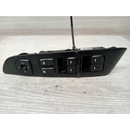 HYUNDAI IX35 POWER WINDOW SWITCH RH FRONT (MASTER SWITCH), LM SERIES, 11/09-01/1