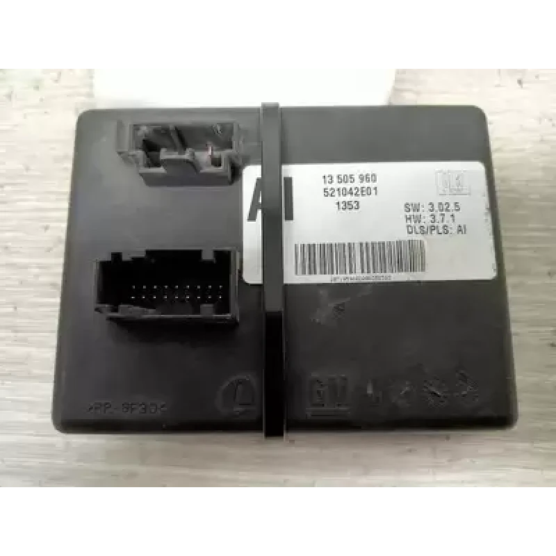 HOLDEN COLORADO MISC SWITCH/RELAY TOW MODULE, P/N 522922F07 (MOUNTED BEHIND GLOV