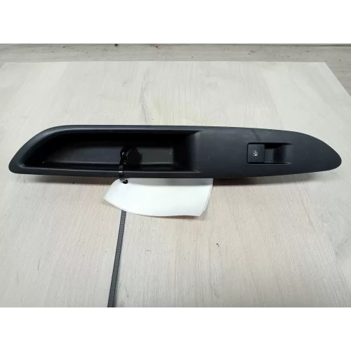 HOLDEN TRAX POWER WINDOW SWITCH RH REAR, TJ SERIES, 08/13-12/20 2020