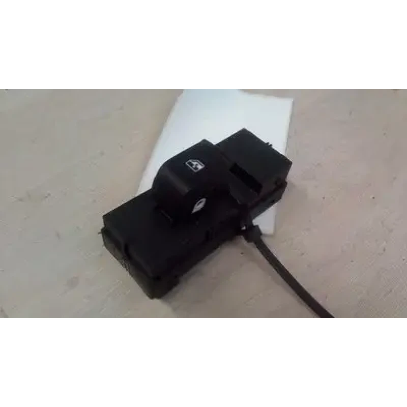 LDV T60 POWER WINDOW SWITCH LH FRONT, SK8C, 07/17- 2023