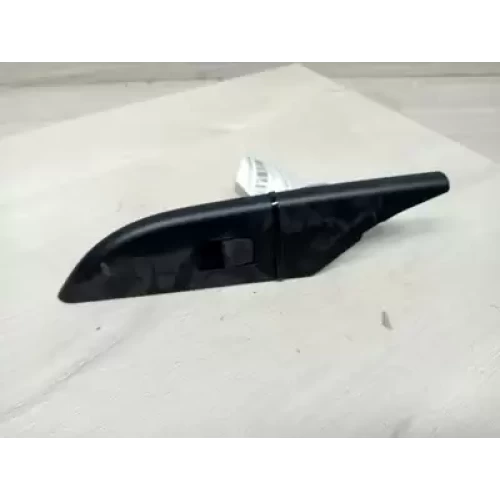 TOYOTA HILUX POWER WINDOW SWITCH LH REAR, NON AUTO UP, 06/15- 2024