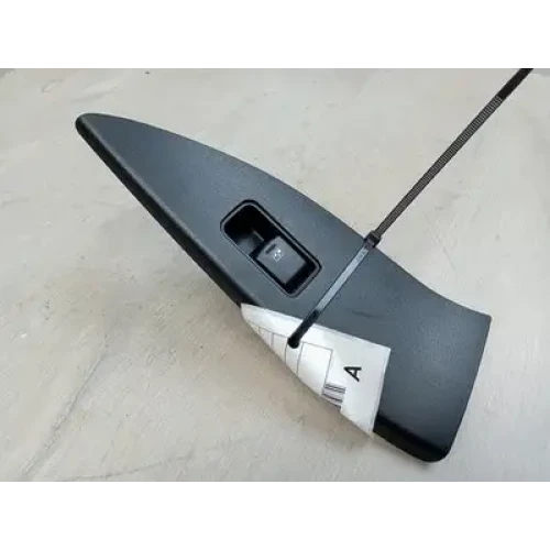 SUBARU FORESTER POWER WINDOW SWITCH RH REAR, SJ, 12/12-08/18 2013