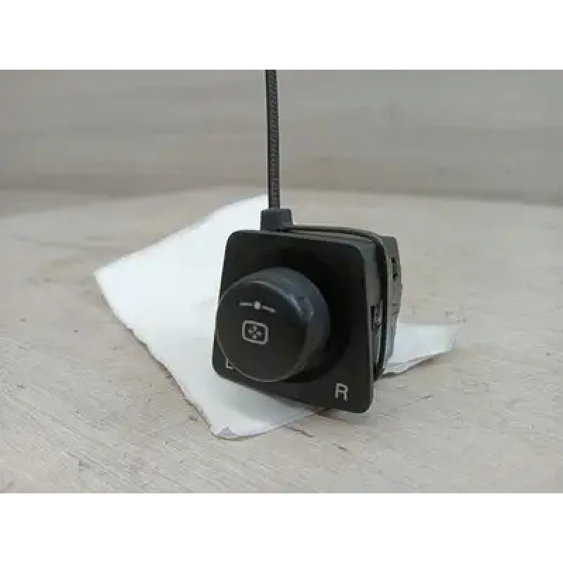 HOLDEN CAPTIVA MISC SWITCH/RELAY MIRROR SWITCH, (ON DRIVERS DOOR TRIM), (VIN KL3