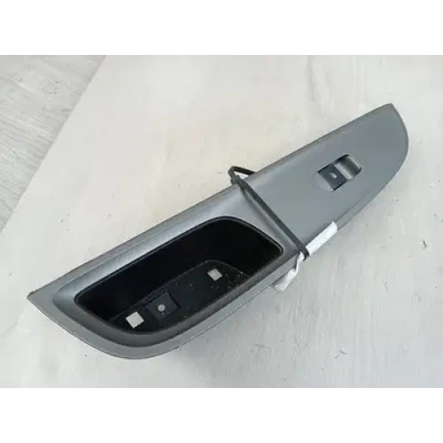 HOLDEN COMMODORE POWER WINDOW SWITCH LH FRONT, VF, 05/13-12/17 2014