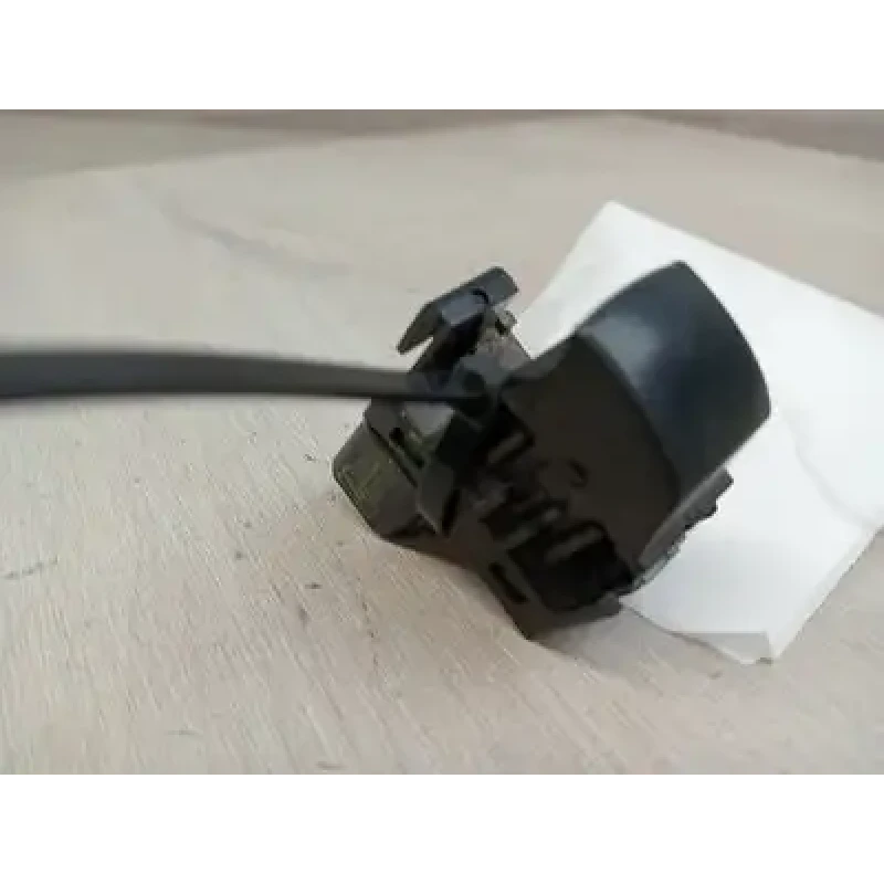 MITSUBISHI PAJERO POWER WINDOW SWITCH LH FRONT/LH REAR/RH REAR, QE, PAJERO SPORT