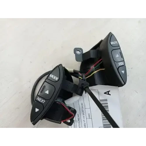 HOLDEN COMMODORE MISC SWITCH/RELAY VOLUME CONTROL SWITCHES VT-VX 09/97-09/02 97