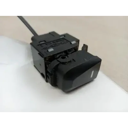 HYUNDAI IX35 POWER WINDOW SWITCH LH REAR/RH REAR, NON HEATED SEAT BUTTON TYPE, L