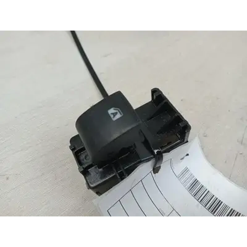 TOYOTA KLUGER POWER WINDOW SWITCH LH FRONT, GSU50/GSU55, 12/13-02/21 2018