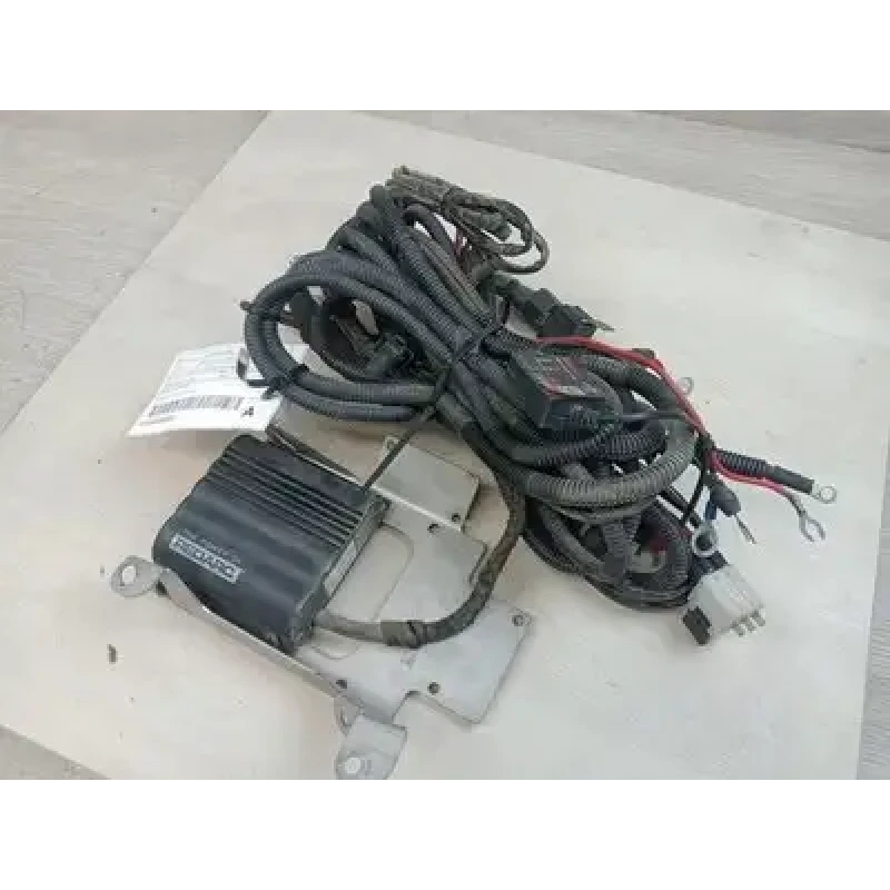 TOYOTA LANDCRUISER MISC SWITCH/RELAY BATTERY CHARGER, AFTERMARKET, 08/80- 80 81