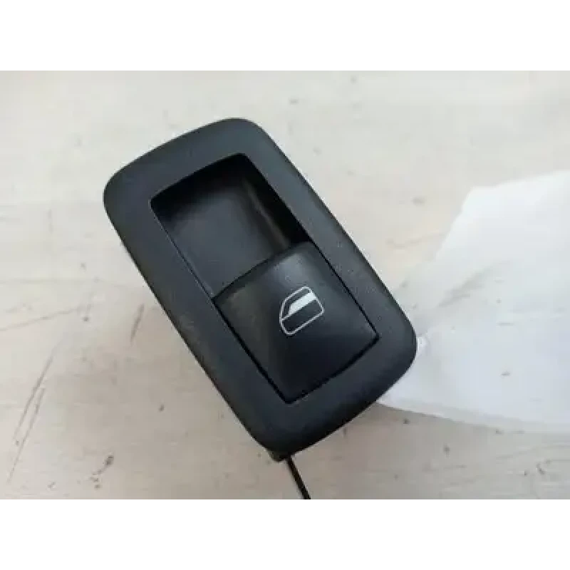 CHRYSLER 300C POWER WINDOW SWITCH LH REAR, LX, 12/11-12/21 2012 CHRYSLER 300C POWER WINDOW SWITCH LH REAR, LX, 12/11-12/21 2012