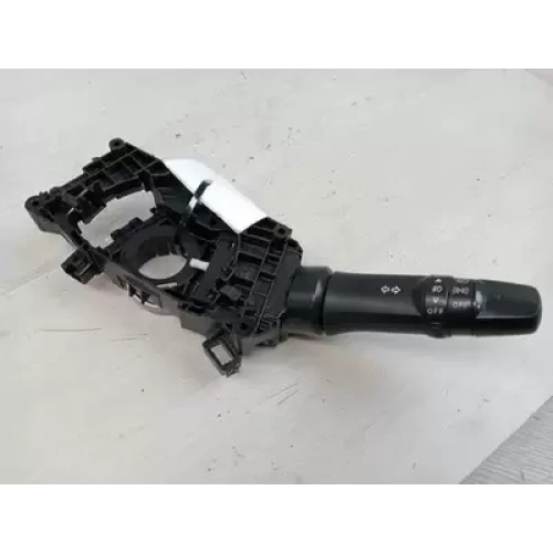 MITSUBISHI OUTLANDER COMBINATION SWITCH FLASHER SWITCH, ZJ, W/ FOGLAMP, NON AUTO MITSUBISHI OUTLANDER COMBINATION SWITCH FLASHER SWITCH, ZJ, W/ FOGLAMP, NON AUTO